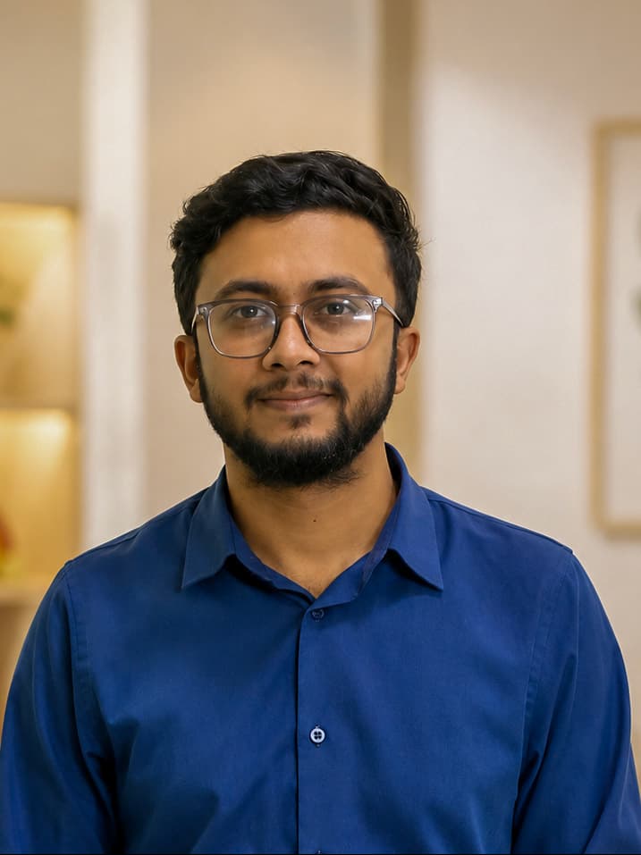 Professional portrait of Afjal Hossain Hridoy
