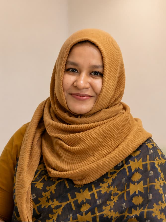 Professional portrait of Nasrin Rahman